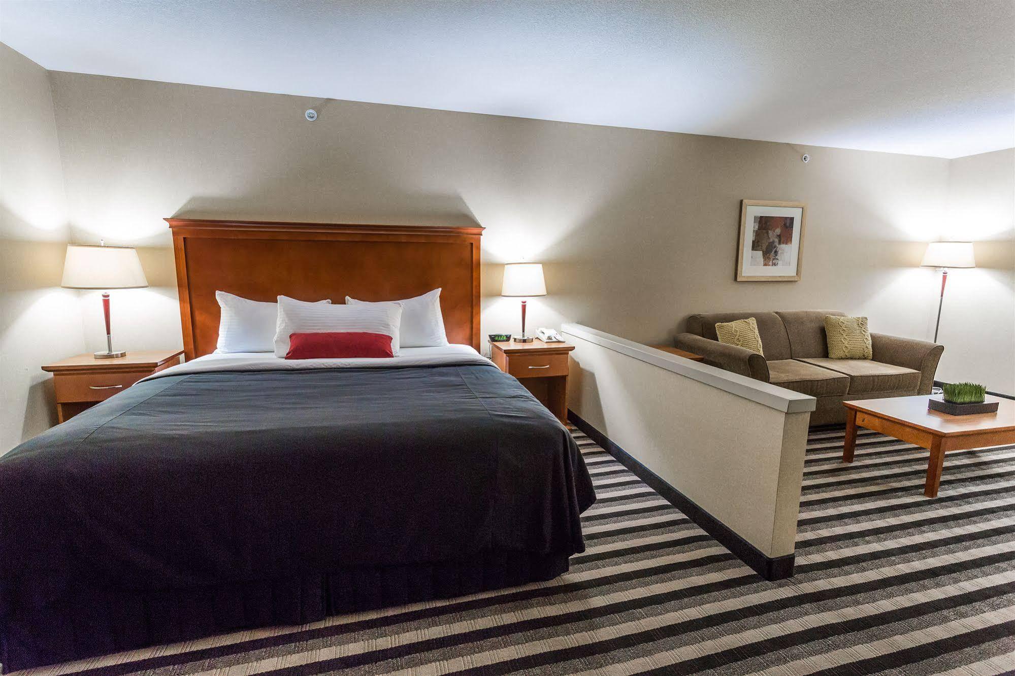 Days Inn & Suites By Wyndham Edmonton Airport Leduc Exteriér fotografie