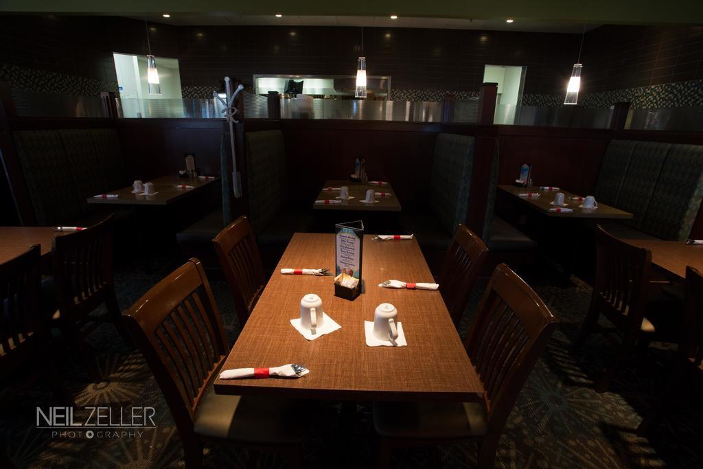 Days Inn & Suites By Wyndham Edmonton Airport Leduc Exteriér fotografie