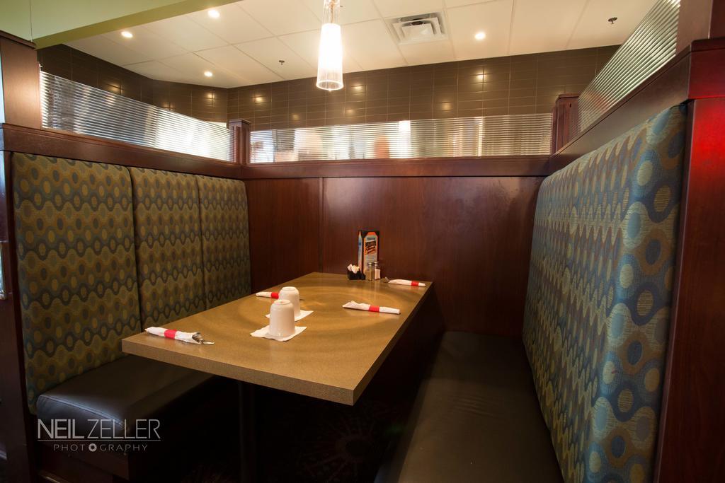 Days Inn & Suites By Wyndham Edmonton Airport Leduc Exteriér fotografie