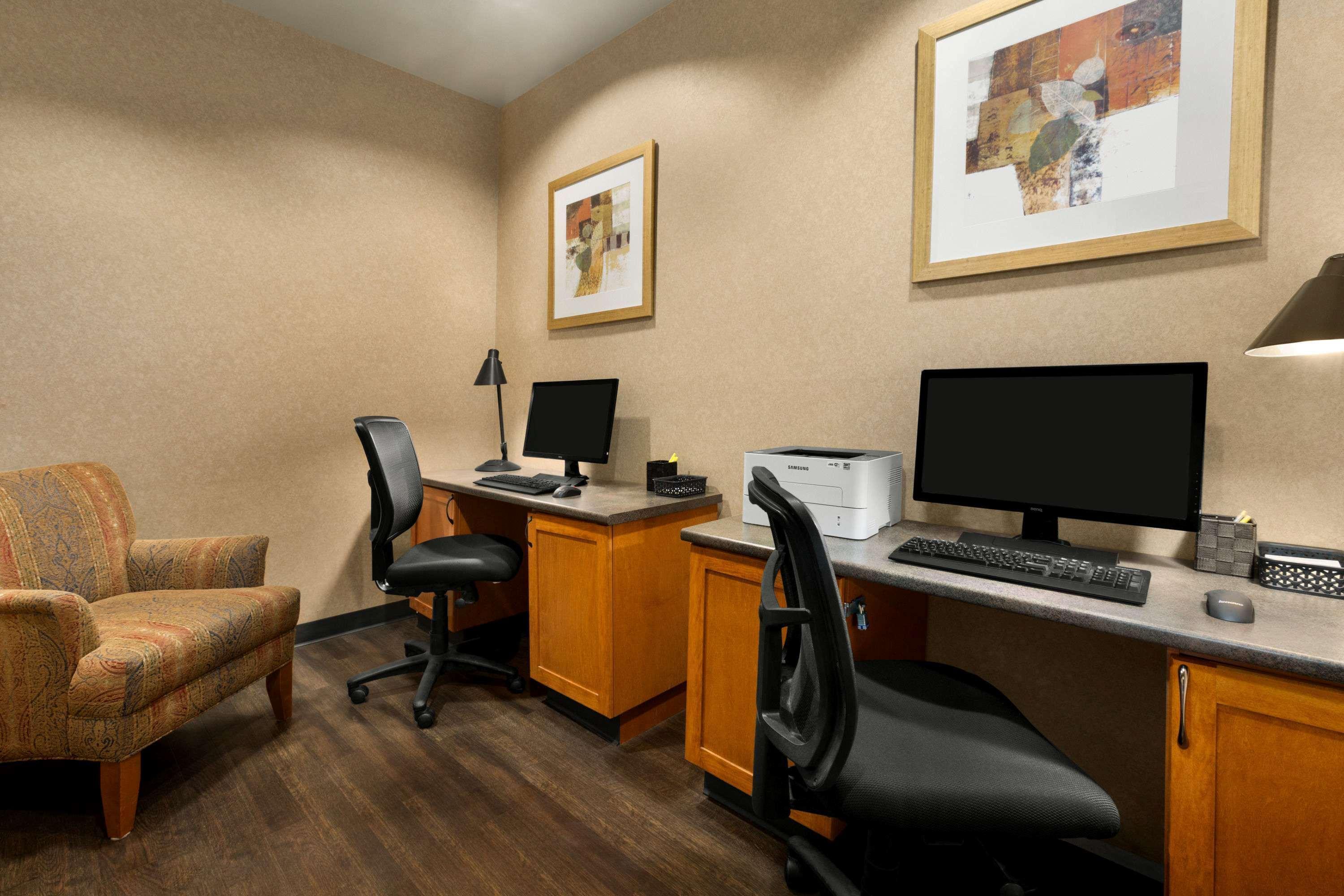 Days Inn & Suites By Wyndham Edmonton Airport Leduc Exteriér fotografie
