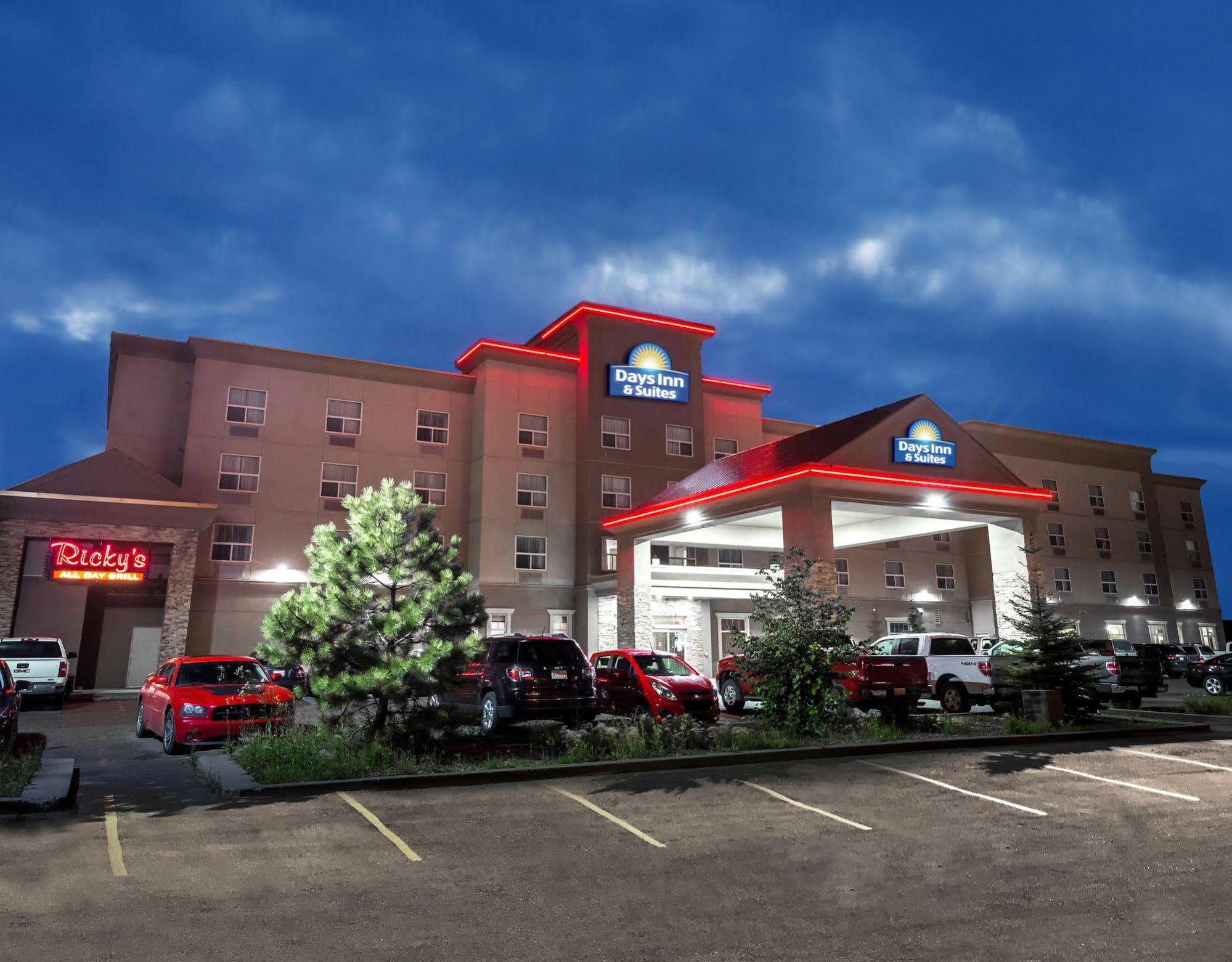Days Inn & Suites By Wyndham Edmonton Airport Leduc Exteriér fotografie