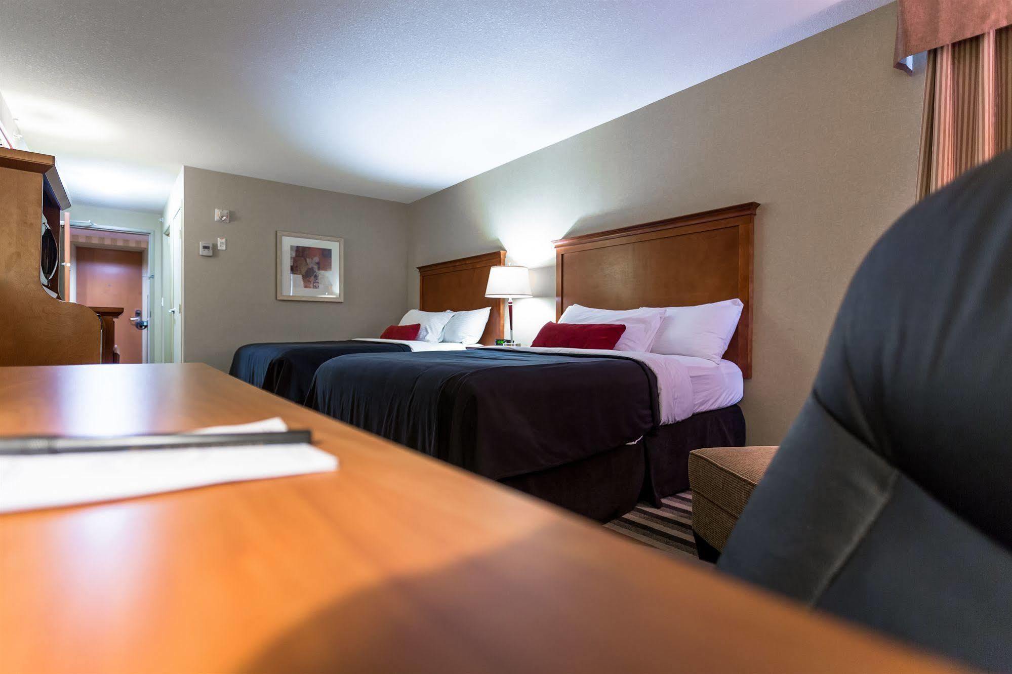Days Inn & Suites By Wyndham Edmonton Airport Leduc Exteriér fotografie